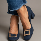 Inês | Sapatos de Camurça com Fivela Dourada