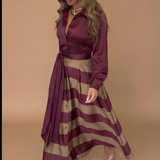 Beatriz | Vestido de Cetim às Riscas Elegante